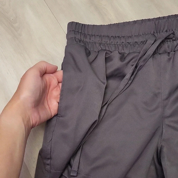 🛍Savvi‎ Grey Elastic Waist Drawstring Womens Shorts Size Medium - Picture 5 of 8